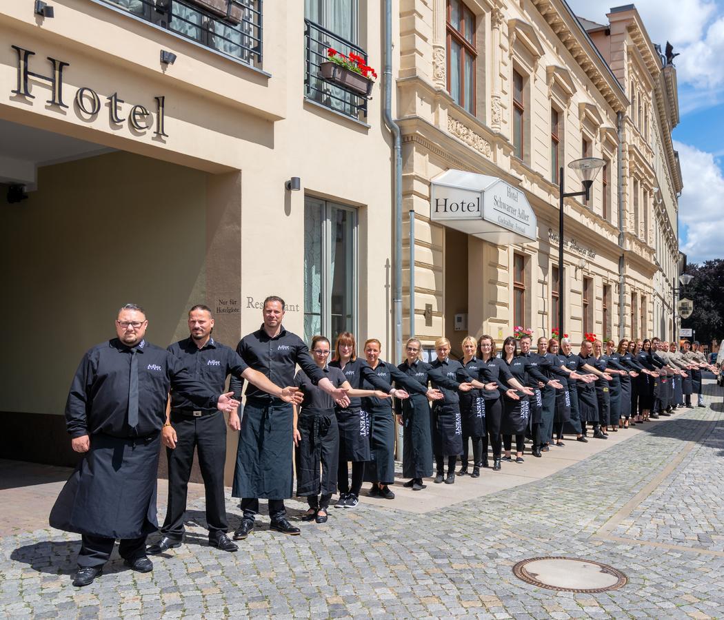 Hotel Schwarzer Adler Stendal Bagian luar foto