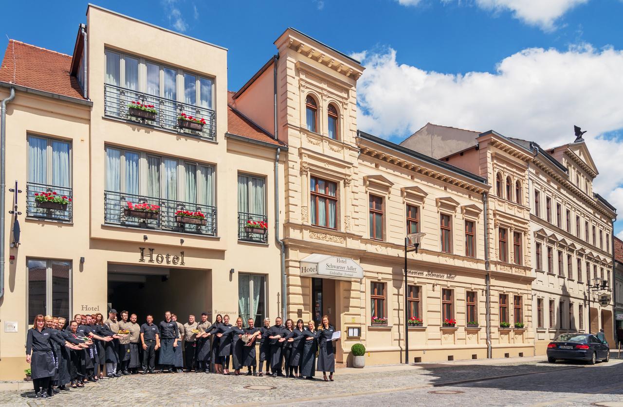 Hotel Schwarzer Adler Stendal Bagian luar foto